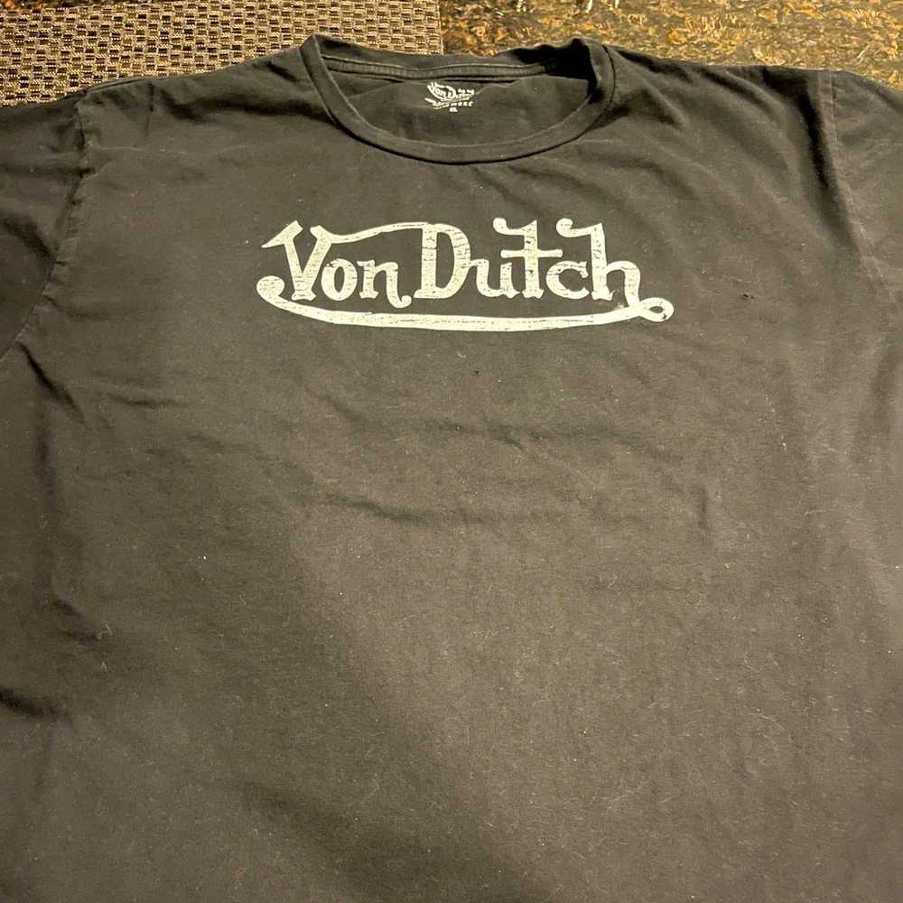Mens XL Von Dutch tshirt